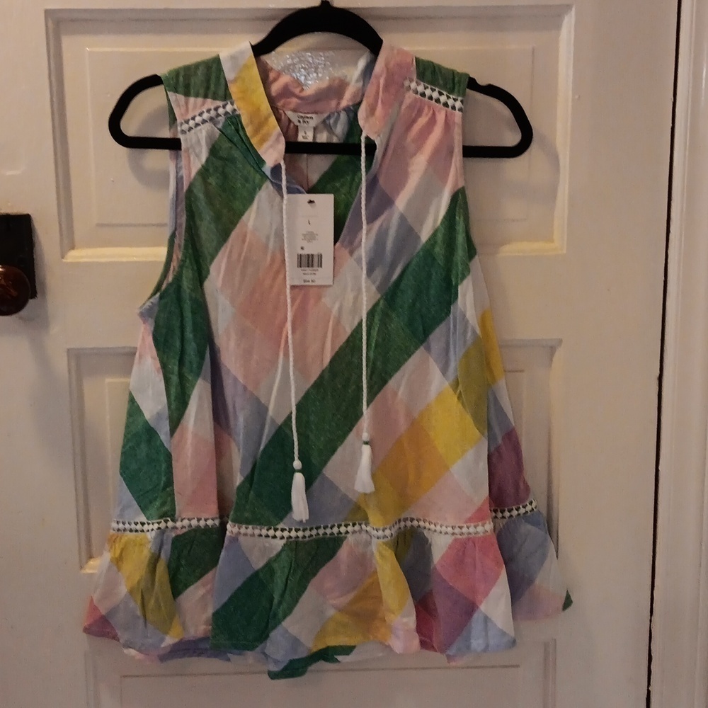 Crown & Ivy linen blend sleeveless blouse nwt